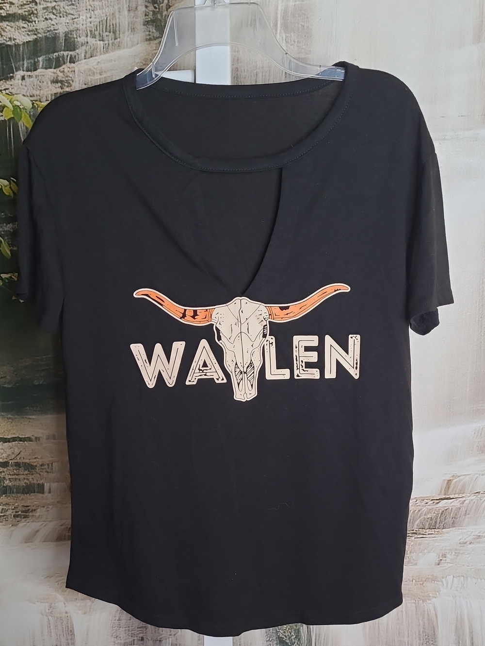 New! Morgan Wallce Womens Small black short sleeve graphic Tshirt